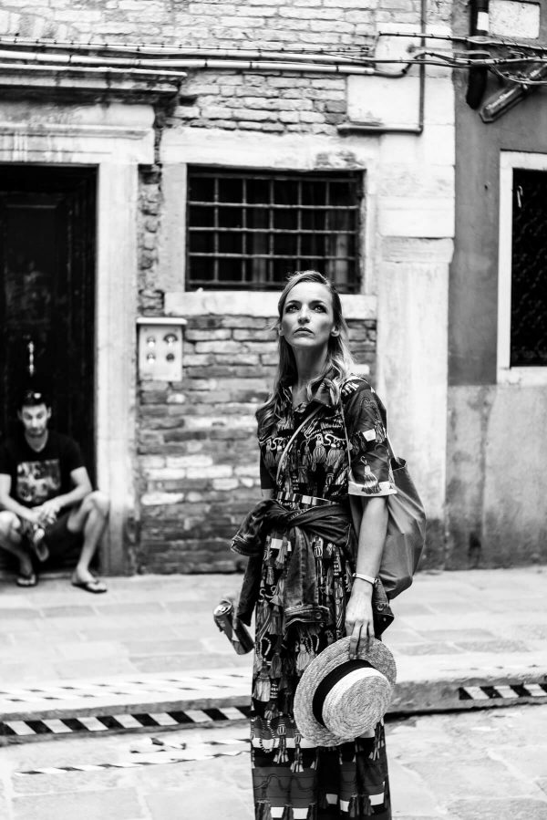 Frau in Venedig Portrait in S/W